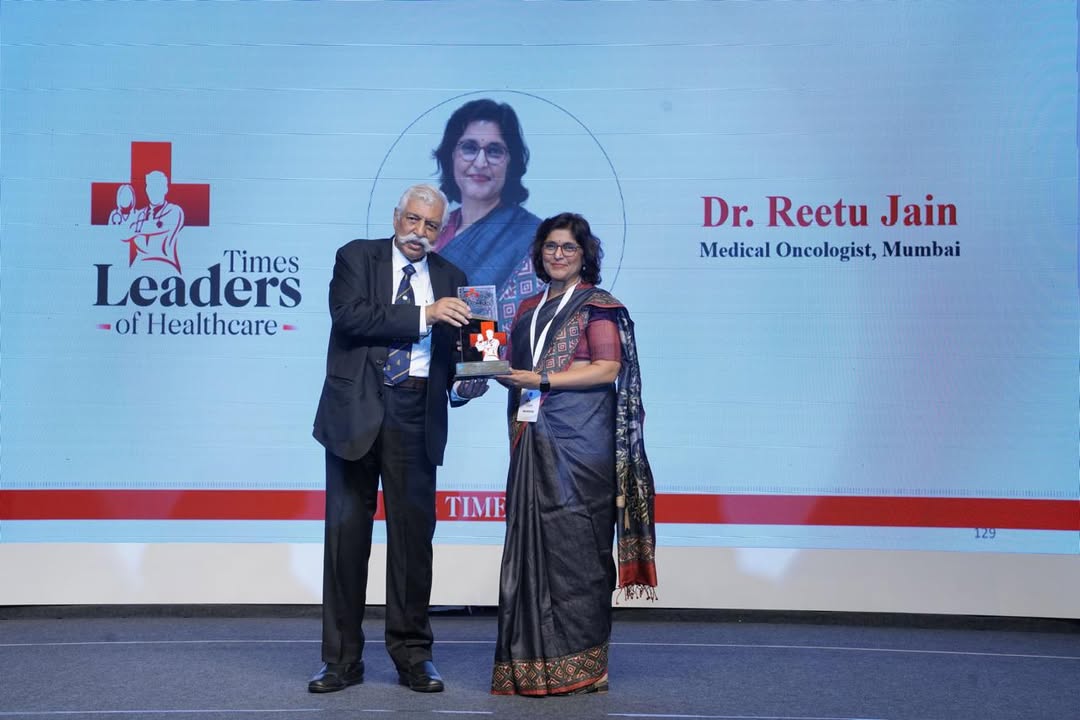 Dr.ReetuJain-LeadersofHealthcareAward